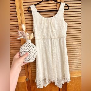 Suzy Shier | beautiful white lace dress